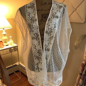 Lace robe